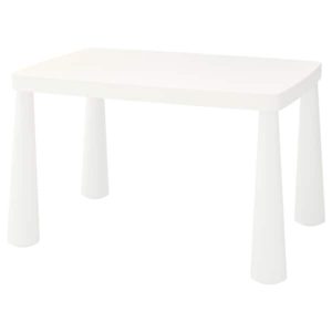 mammut-childrens-table-in-outdoor-white